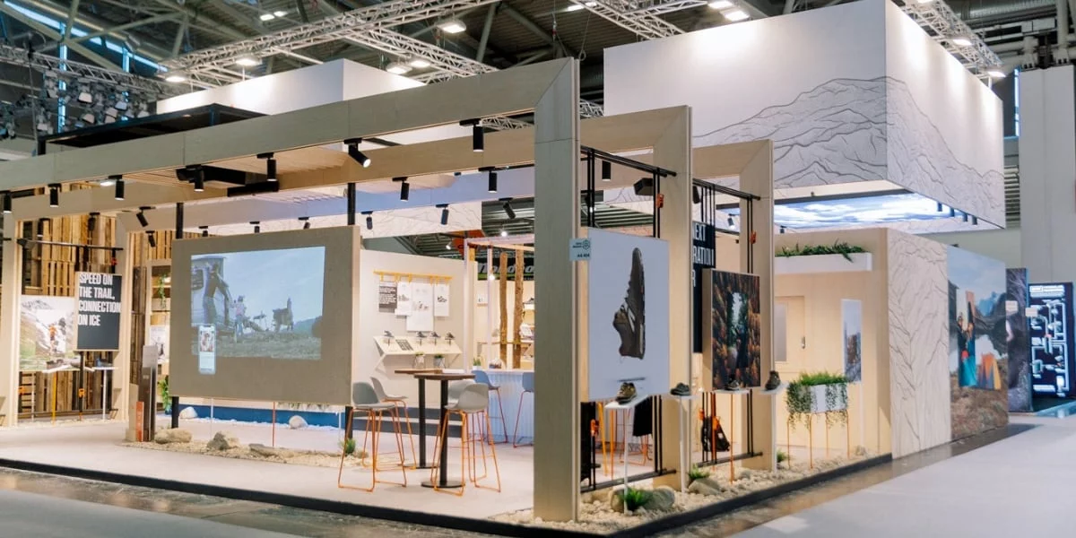 Как выбрать подрядчика для выставочного стенда: экспертный гайд для B2B-компаний